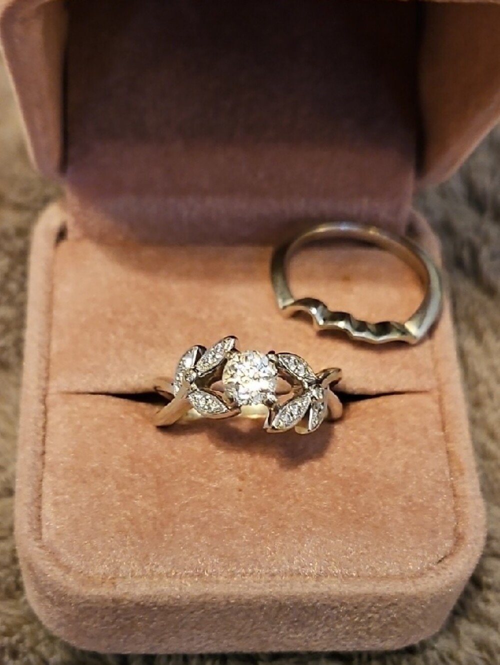 Mark Schneider "Mystic" Engagement Ring & Wedding Band Set